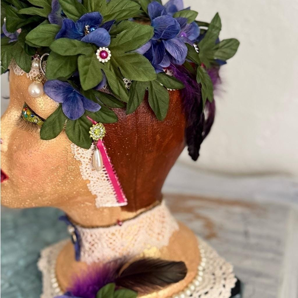 Floral Gold Mannequin Head Planter Large - Picture 5 of 10
